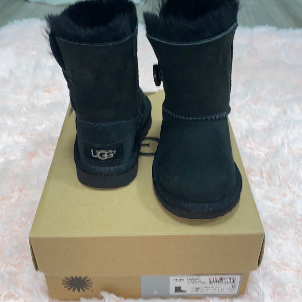 Kids ugg boots